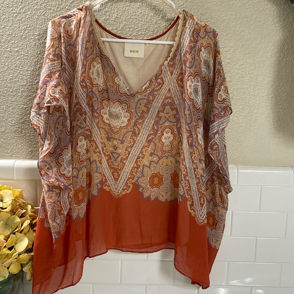 Anthropologie Kaftan 100% Silk Blouse . Size Medium . Excellent condition